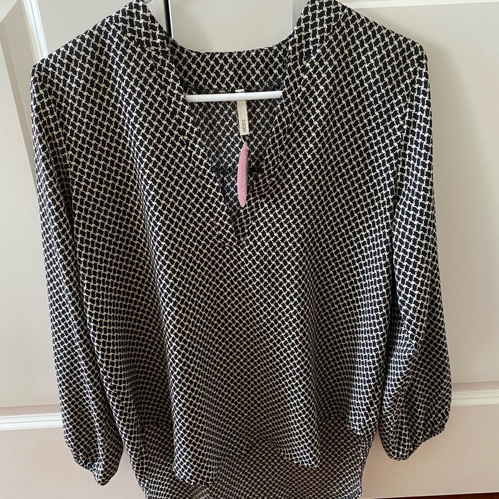Black and white high-low shirt